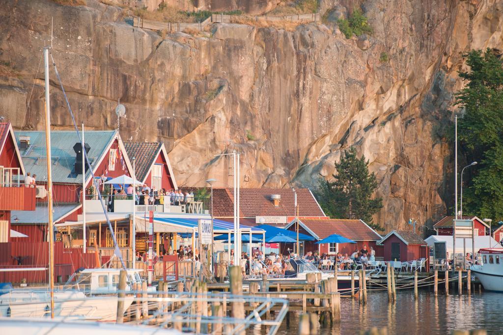 Bryggan Fjaellbacka Hotel Bagian luar foto