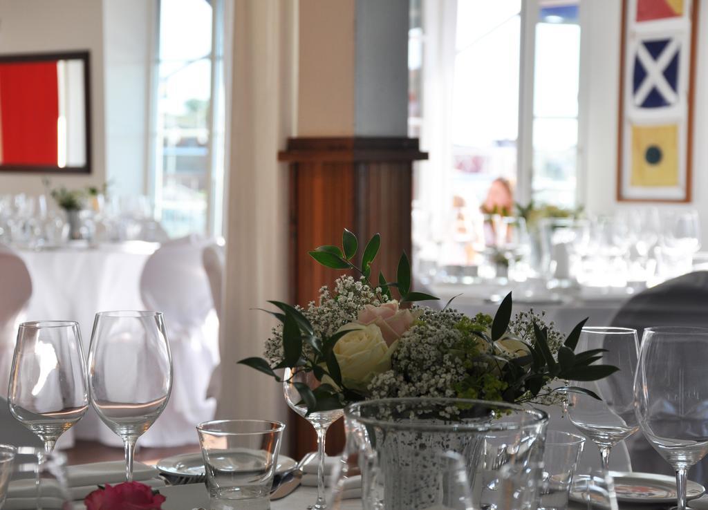Bryggan Fjaellbacka Hotel Bagian luar foto
