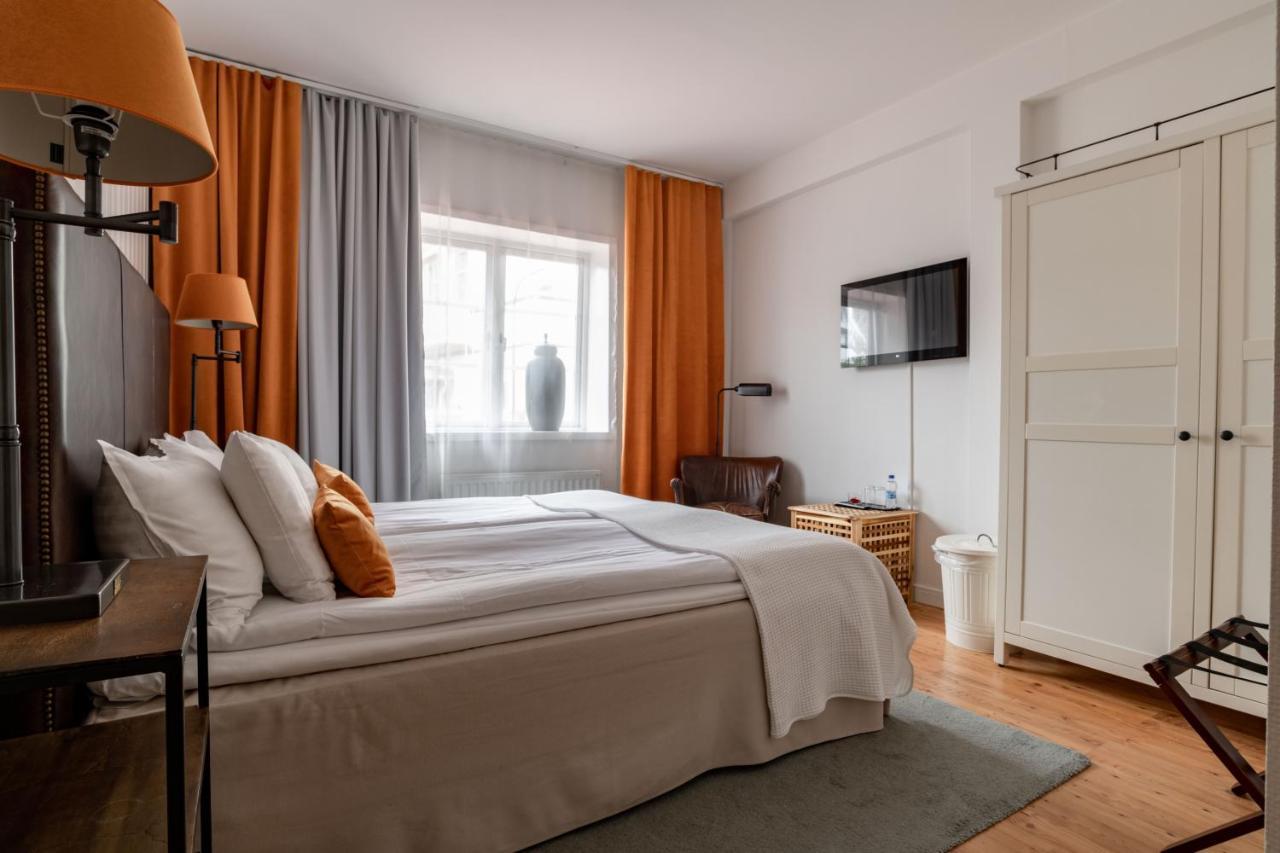 Bryggan Fjaellbacka Hotel Bagian luar foto