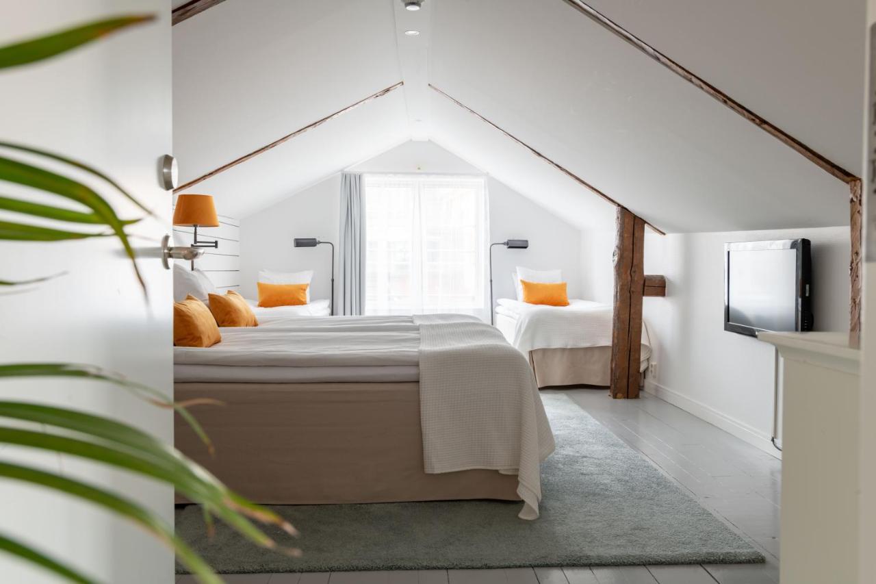 Bryggan Fjaellbacka Hotel Bagian luar foto